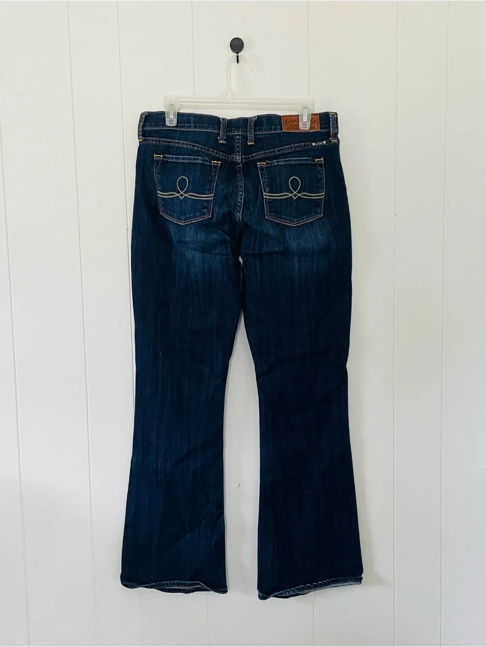 Lucky Brand Women's Straight Leg Dark Blue Jeans